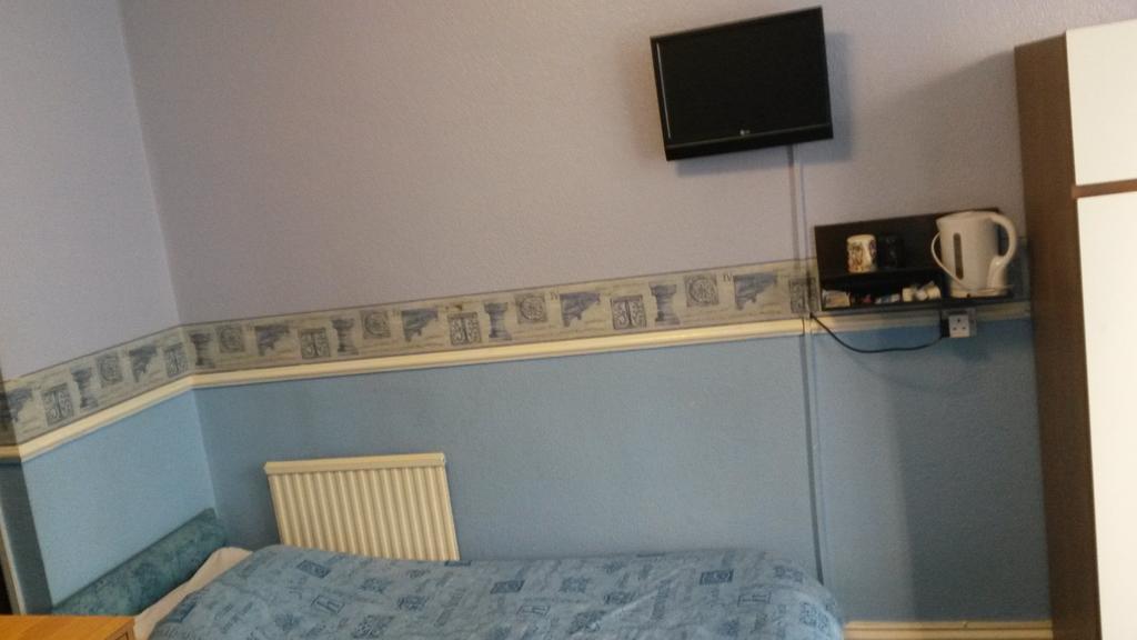 Walford Hotel Blackpool Room photo